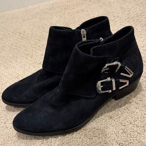 Vince Camuto, black suede leather ankle boots size 8, zip two buckle EUC 1” heel